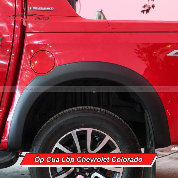Ốp Cua Lốp Chevrolet Colorado