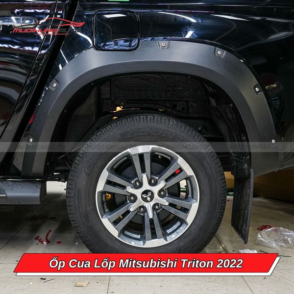Ốp Cua Lốp Mitsubishi Triton 2022