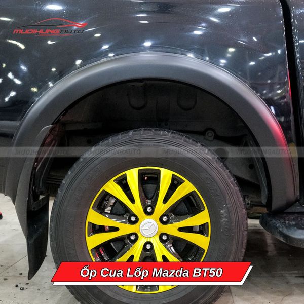 Ốp Cua Lốp Mazda BT50