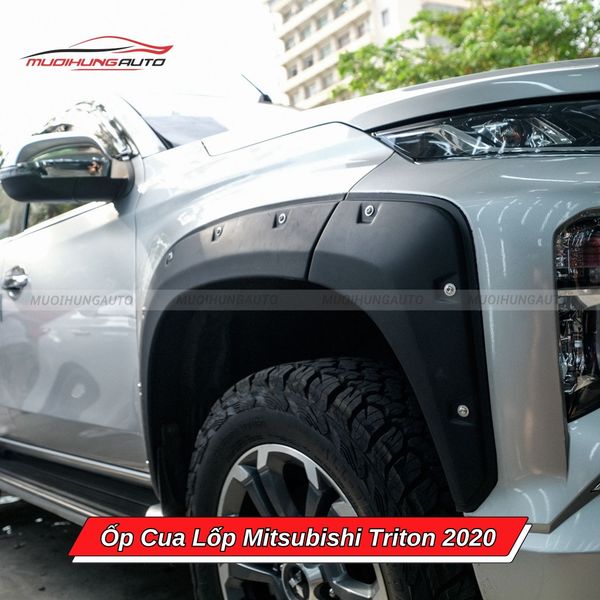 Ốp Cua Lốp Mitsubishi Triton 2020