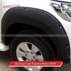 Ốp Cua Lốp Toyota Hilux 2020