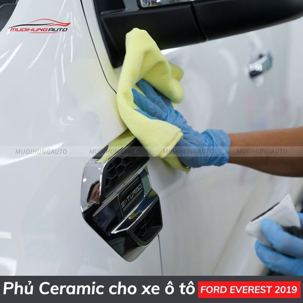 Phủ Ceramic Cho Xe Ô Tô Ford Everest 2019