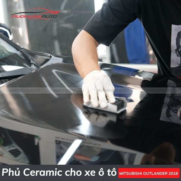 Phủ Ceramic Cho Xe Ô Tô Mitsubishi Outlander 2018