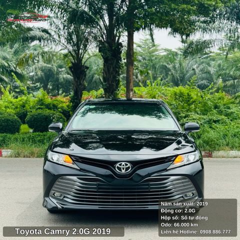 Toyota Camry 2.0G - 2019