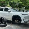 Tráng Lốp Chống Đinh Cho Xe Geely EX5