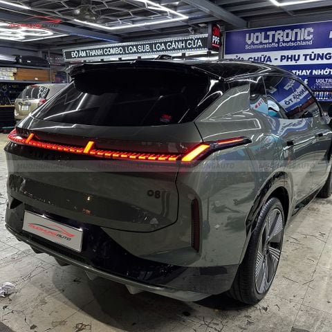 Tráng Lốp Chống Đinh Cho Xe Lynk & Co 08