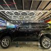 Tráng Lốp Chống Đinh Cho Xe Toyota Land Cruiser LC300 2026