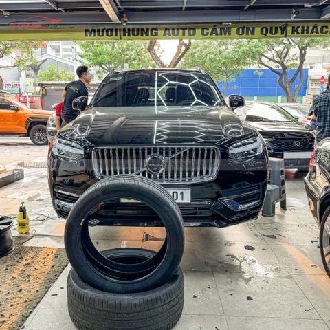 Tráng Lốp Chống Đinh Cho Xe Volvo XC90 2024