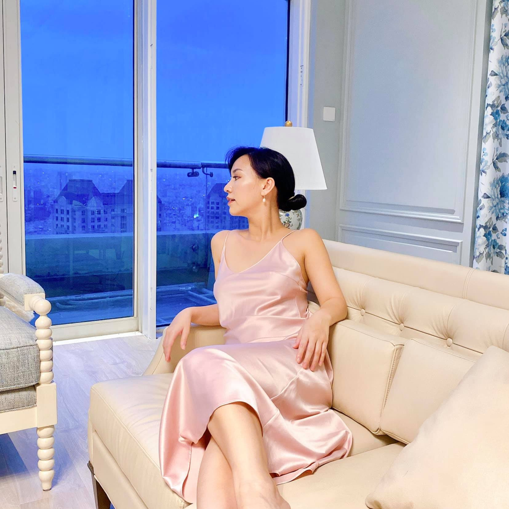  DEAL 10A: ĐẦM KHÔNG REN DÁNG DÀI - MÀU HỒNG 