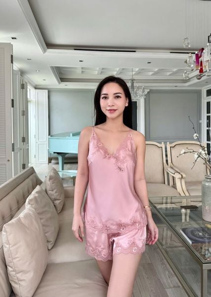  DEAL 1: ĐỒ NGỦ NGẮN LỤA - MÀU HỒNG 