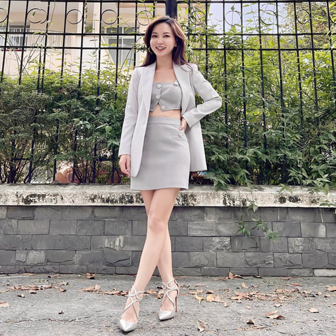  DEAL 13C: VÁY HOẶC ÁO CROPTOP CÔNG SỞ - MÀU XÁM NHẠT (GREY) 