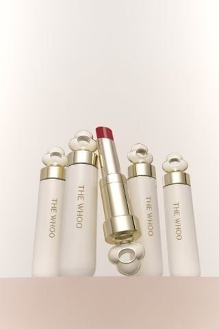  E242: DEAL 17: NEW - BỘ SON DƯỠNG CẢI THIỆN NẾP NHĂN MÔI THE WHOO ESSENTIAL LIP GLOW BALM - [GIAO HÀNG TỪ 03/10] 