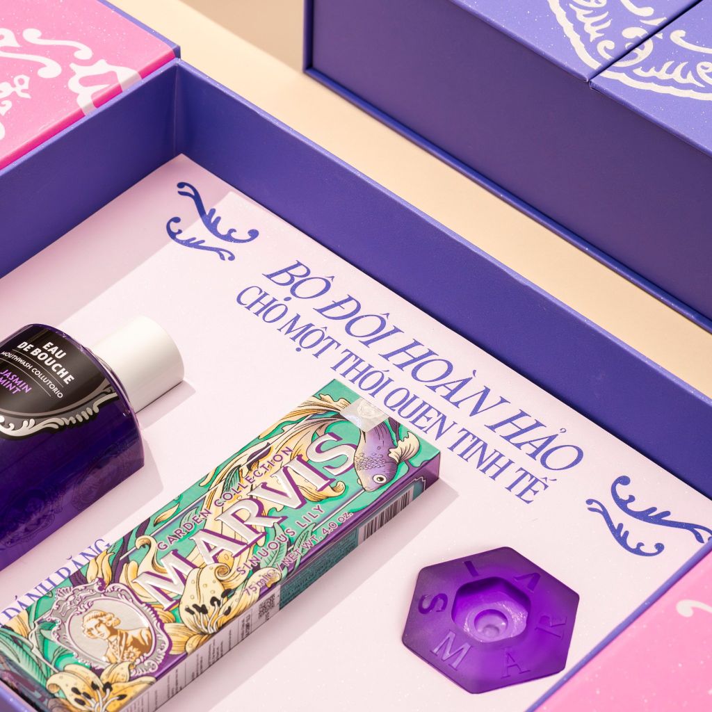  DEAL 4: PERFECT COUPLE BOX SET KEM ĐÁNH RĂNG 75/85ML & NƯỚC SÚC MIỆNG 400ML PHA SẴN MARVIS - PHIÊN BẢN GIỚI HẠN TẶNG KÈM ĐẾ DỰNG KĐR 