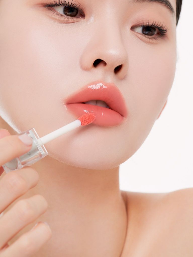  DEAL 5: MUZIGAE MANSION SON TINT BÓNG THUẦN CHAY MÔI CĂNG MỌNG ICY GLOW TINT 5ML 