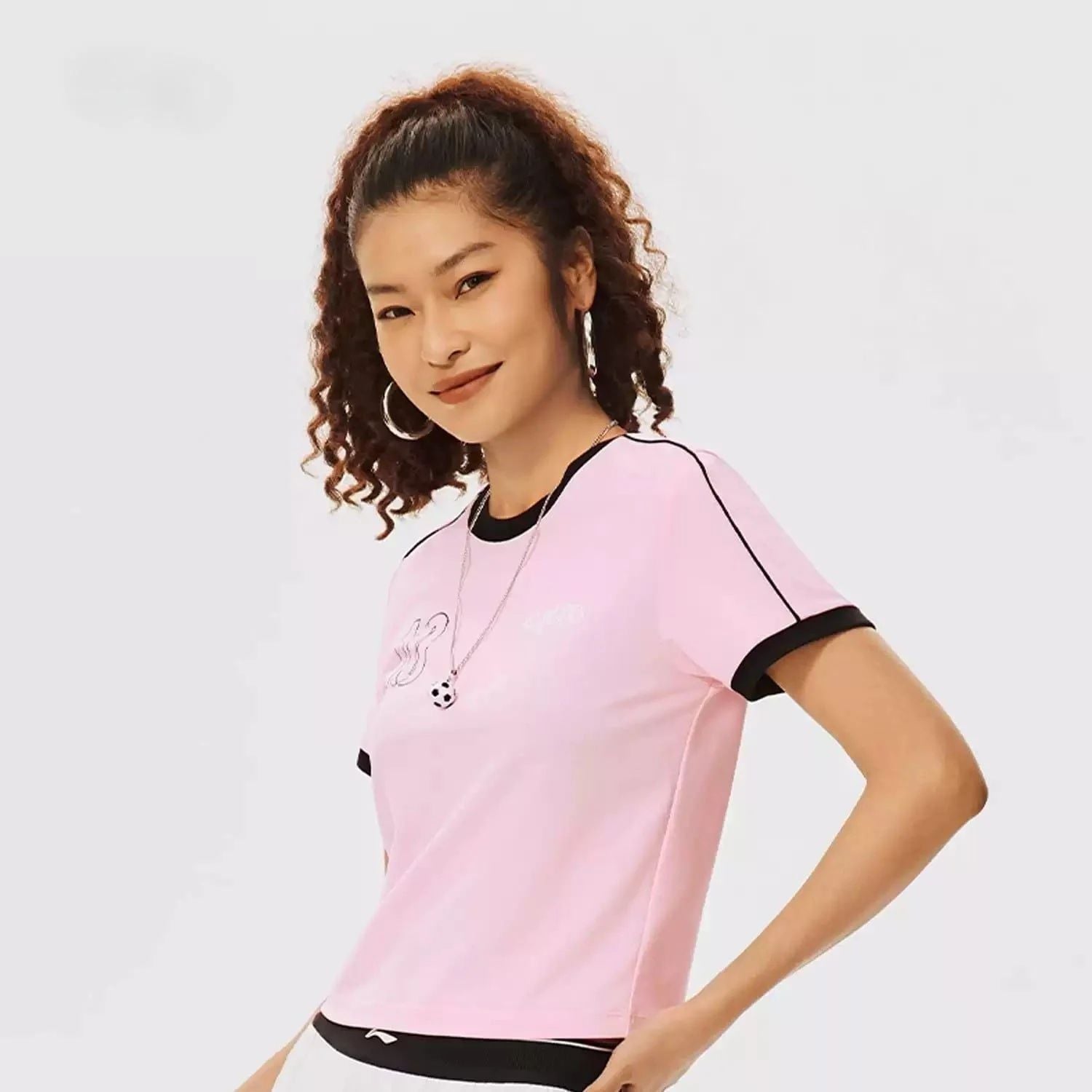 Áo T-shirt Nữ YHSW230-2V
