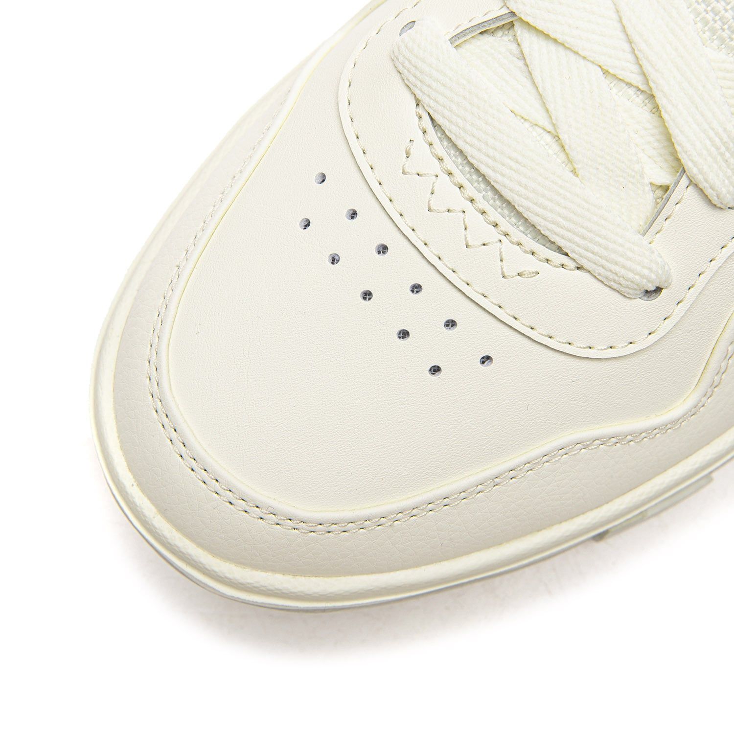 Giày thời trang Nam AGCW013-1V