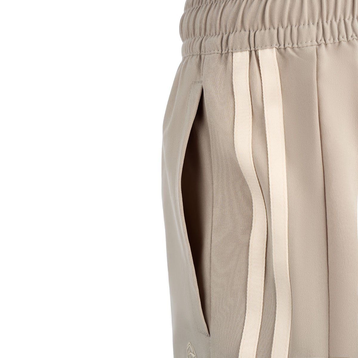 Quần short Nữ AKSV814-2V