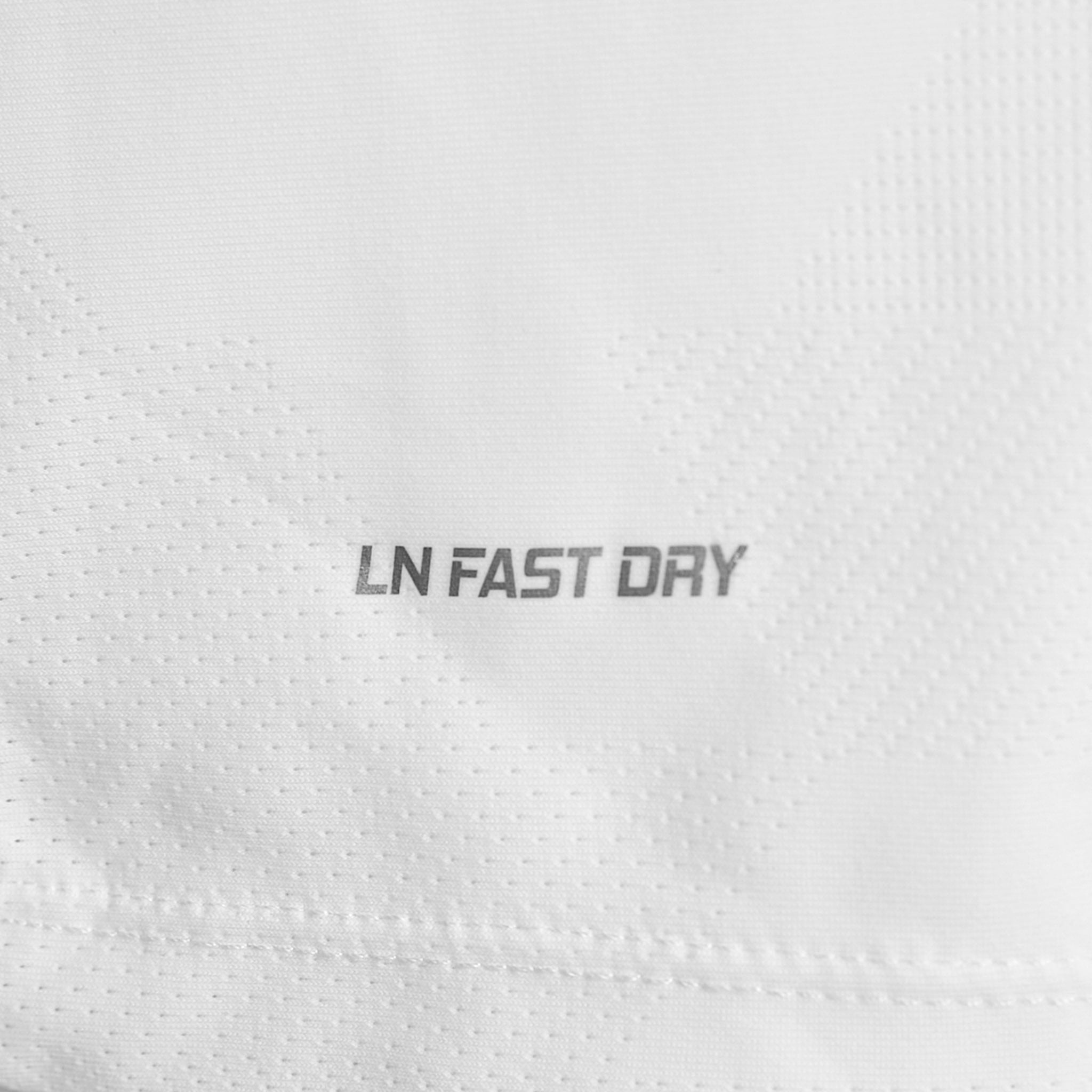 Áo T-shirt Nam ATSW165-2V