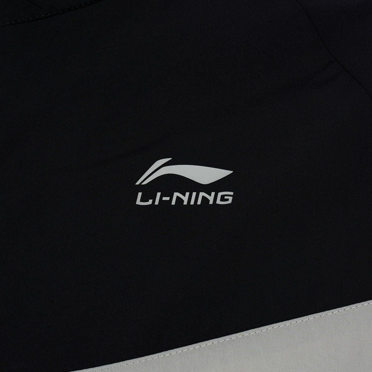 Áo gió không mũ Nam AFDV289-3V