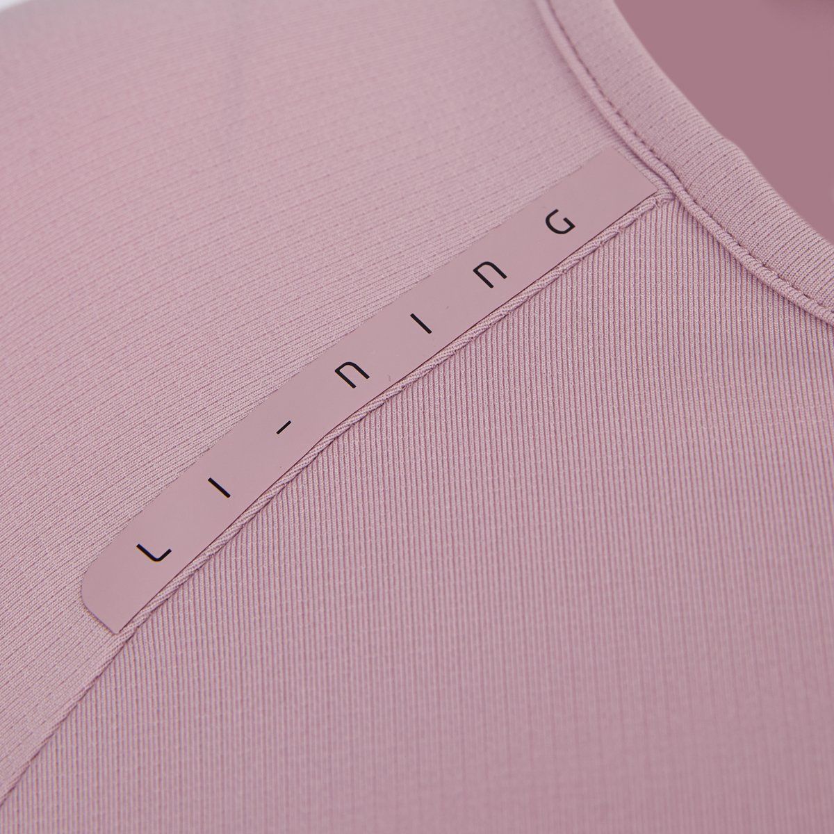 Áo T-shirt Nữ ATSV726-2V