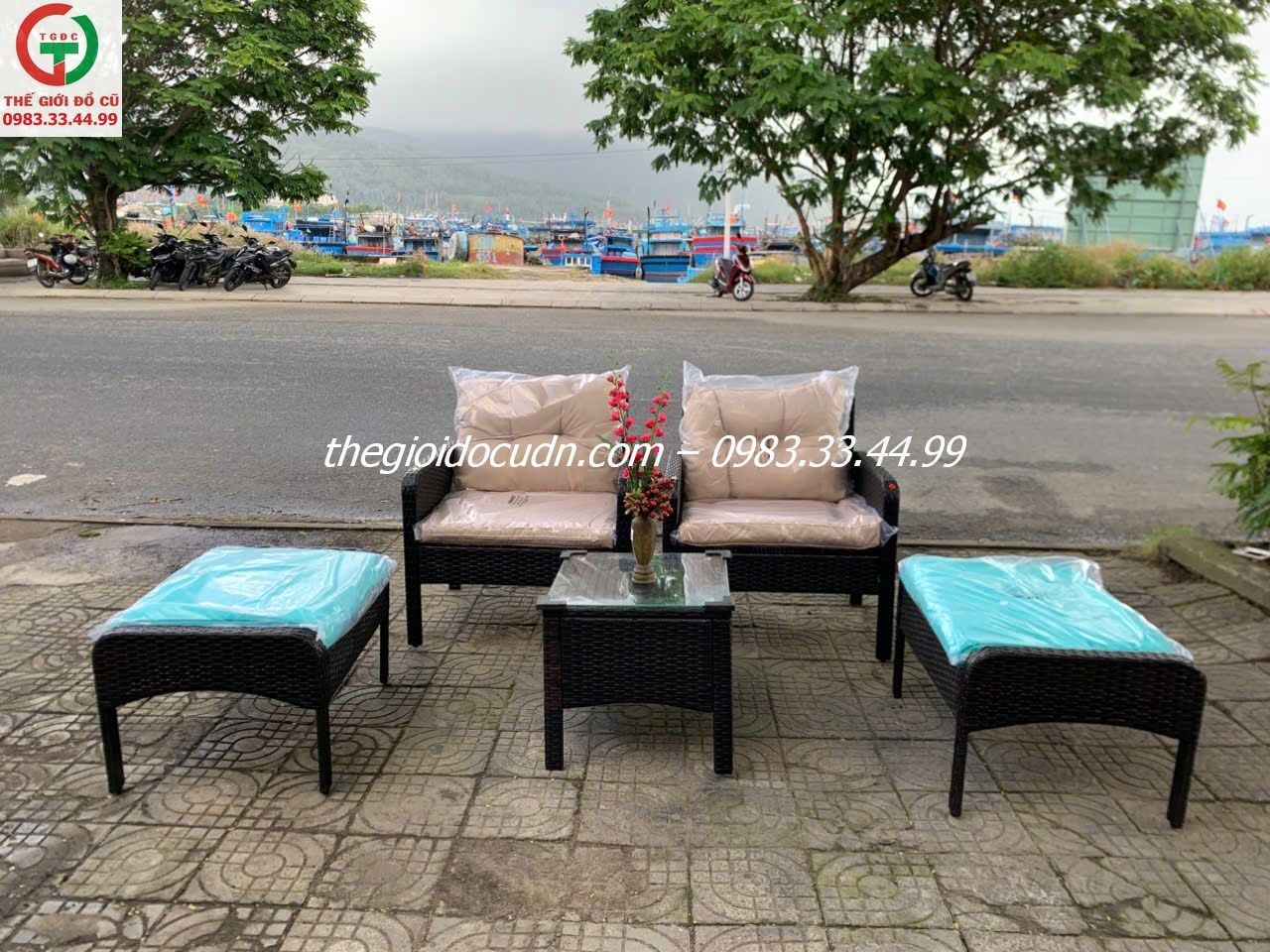 Bàn ghế giả mây thanh lý