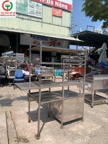 Tủ kệ bán hàng thanh lý