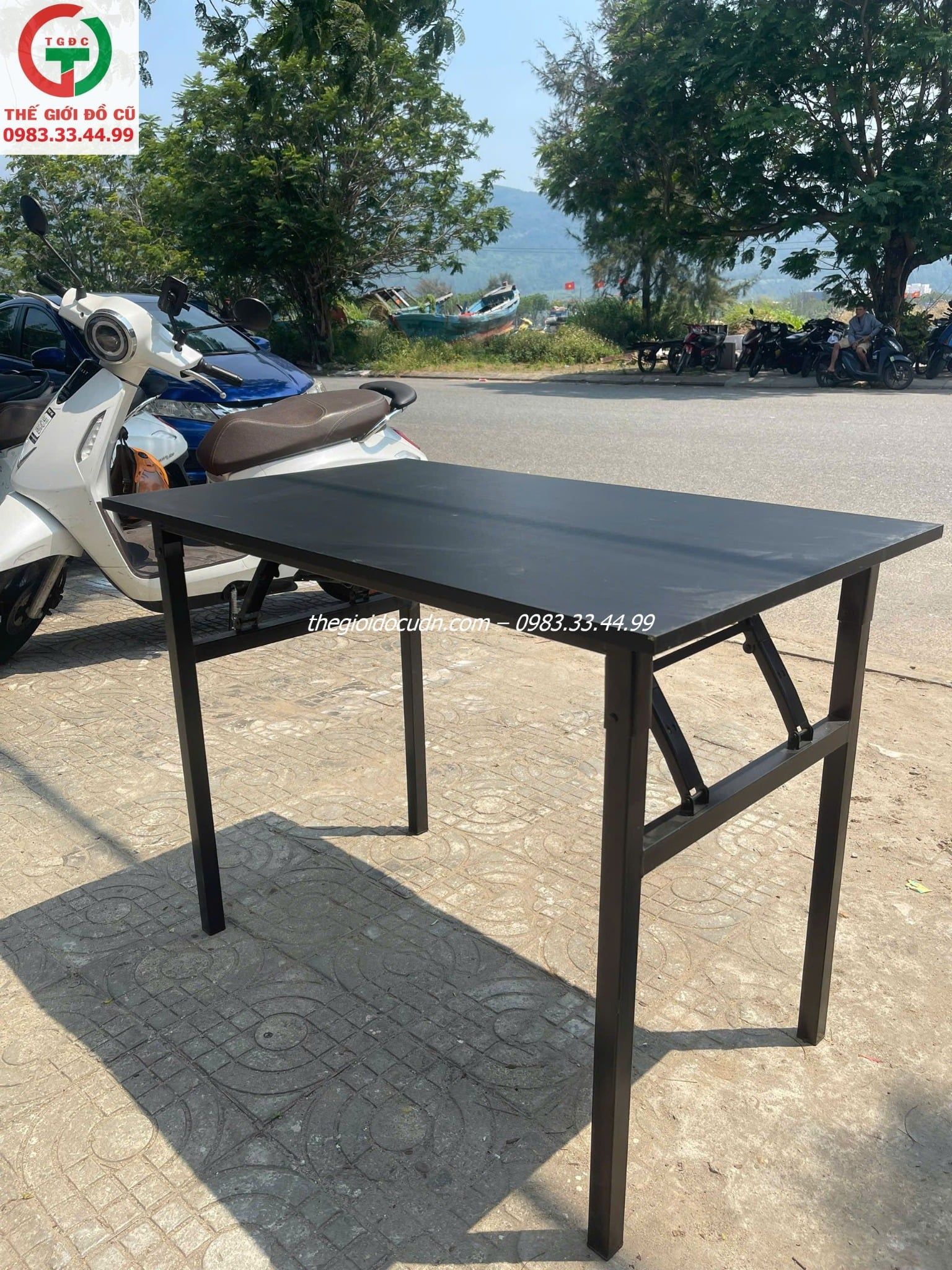 Bàn ghế làm việc thanh lý