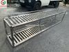 Kệ inox treo tường thanh lý