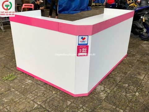 Quầy thu ngân, quầy lễ tân thanh lý