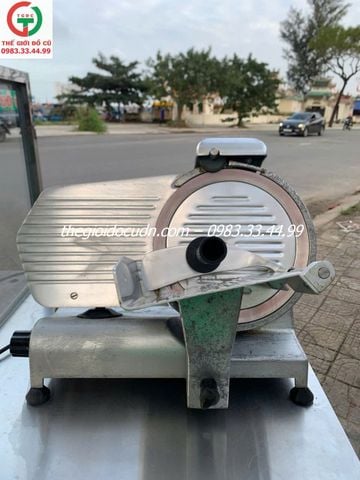 Máy thái thịt thanh lý