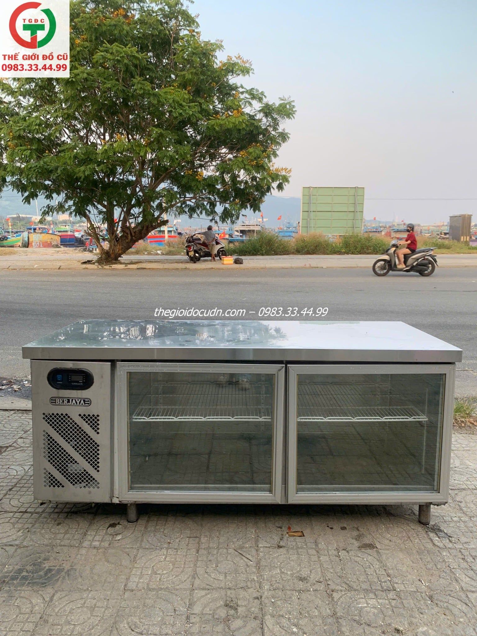 Bàn mát thanh lý