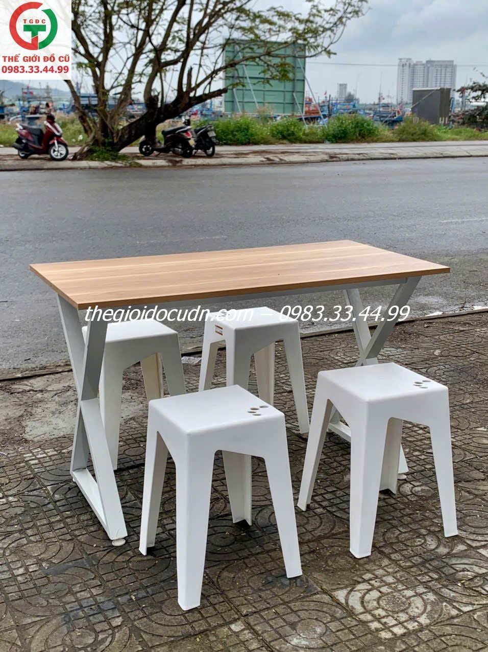 Bàn ghế cafe thanh lý