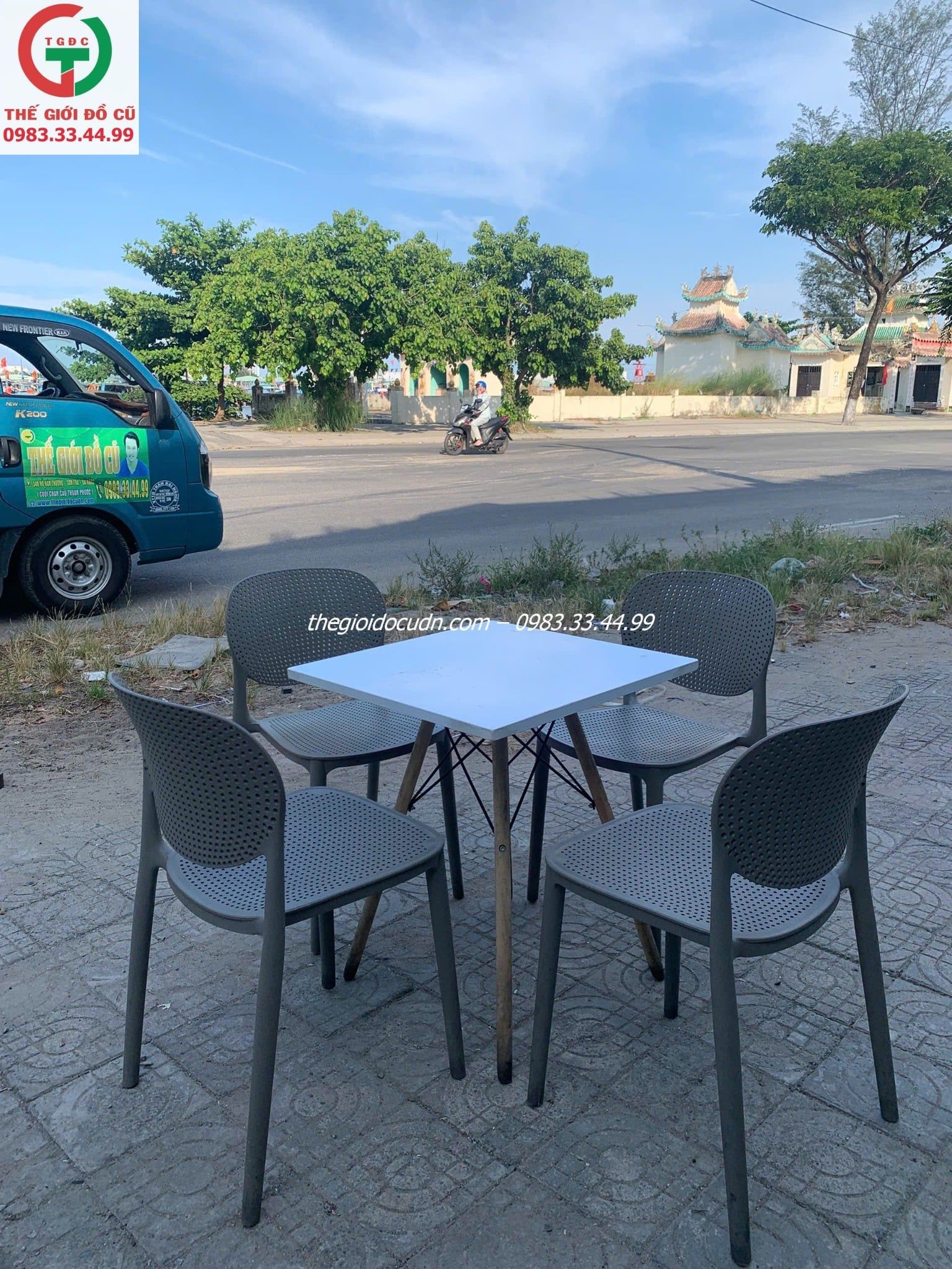 Bàn ghế cafe thanh lý