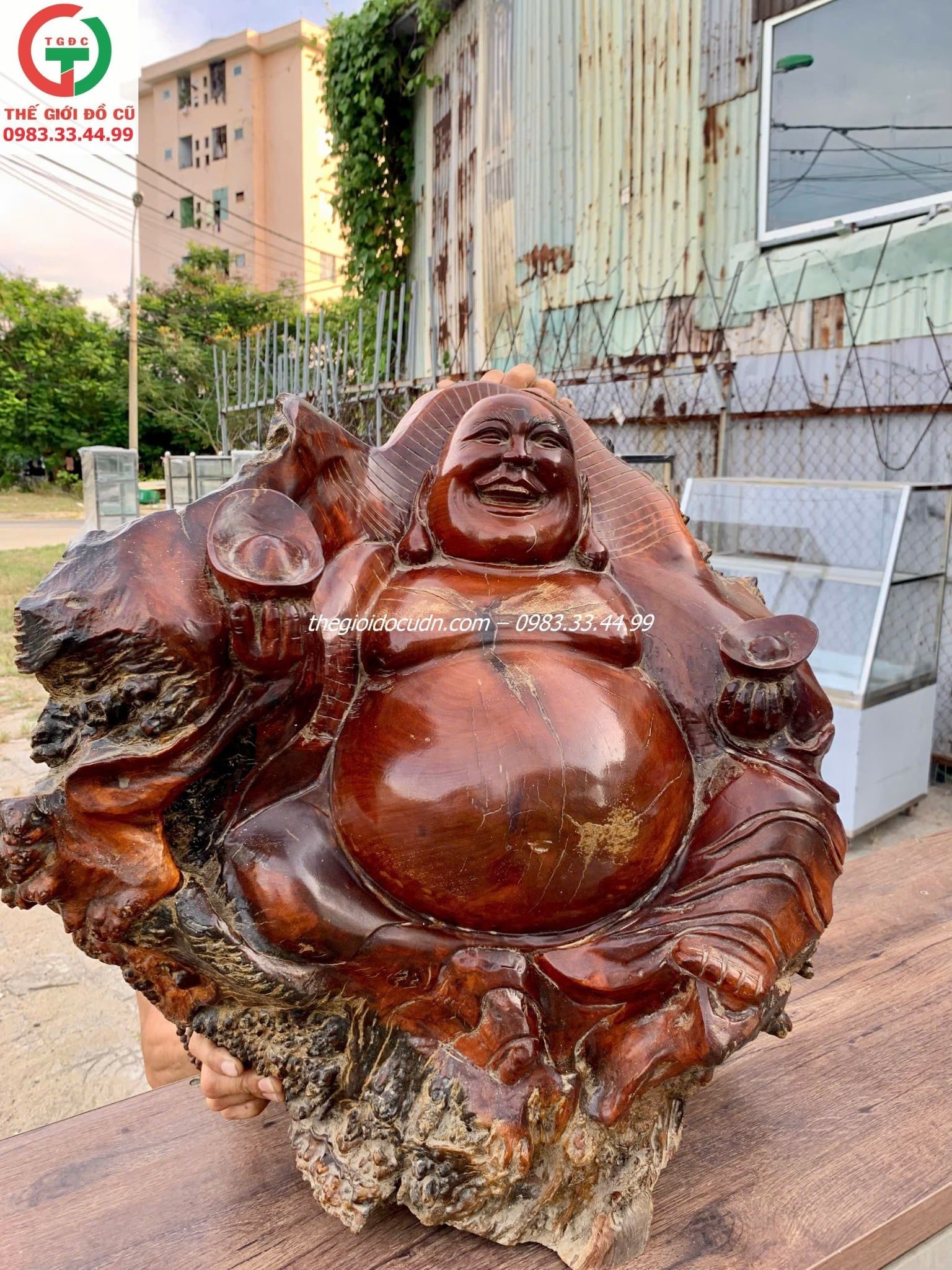 Tượng Phật Di Lặc thanh lý