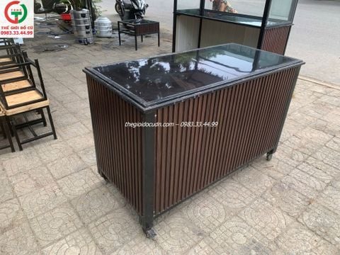 Bàn mặt đá  thanh lý