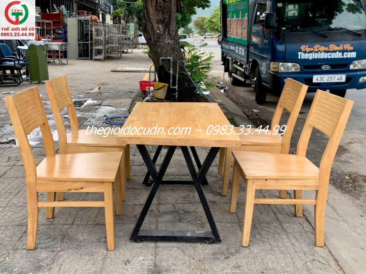 Bàn ghế quán nhậu thanh lý