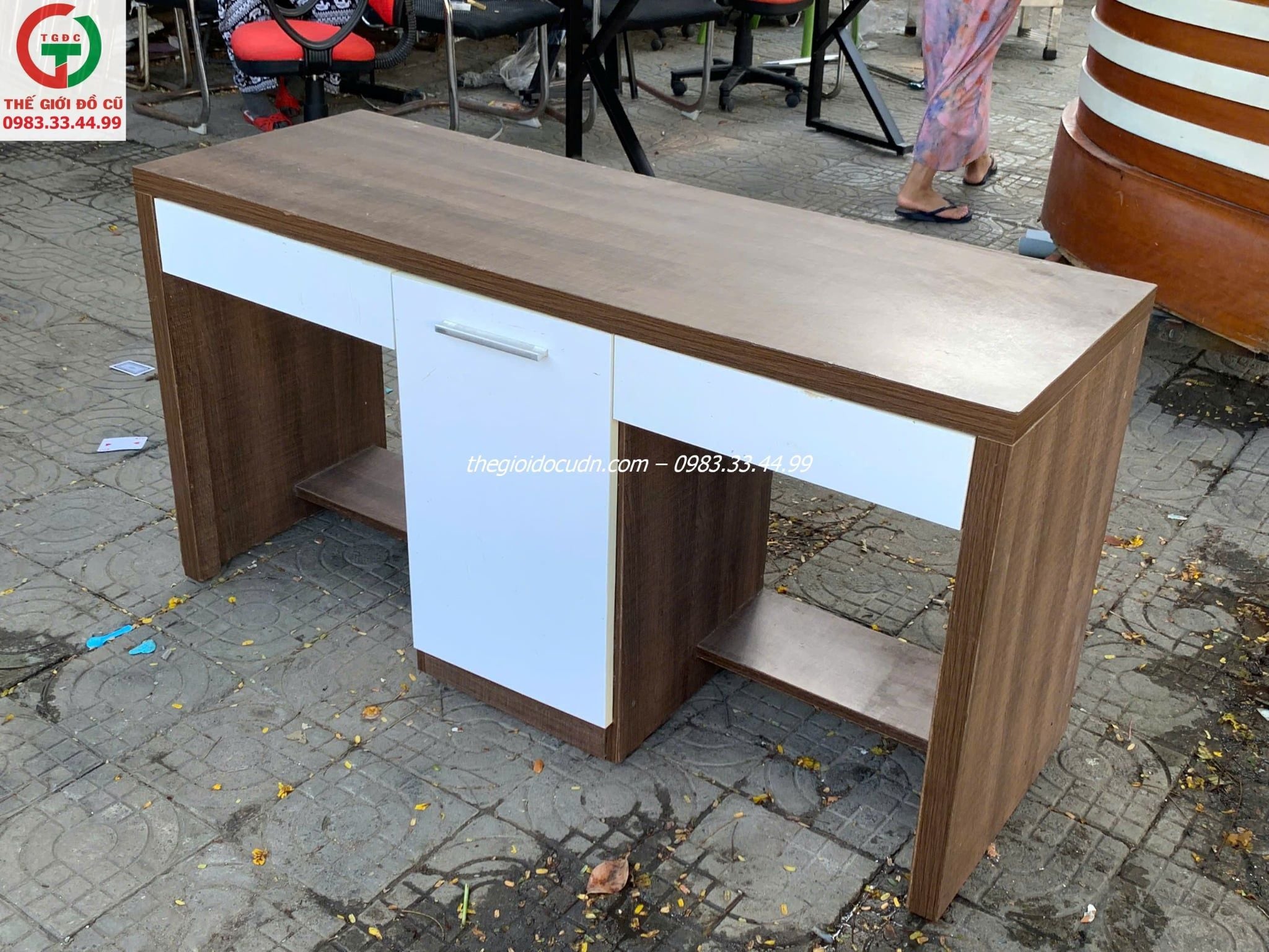 Bàn làm việc, học tập thanh lý