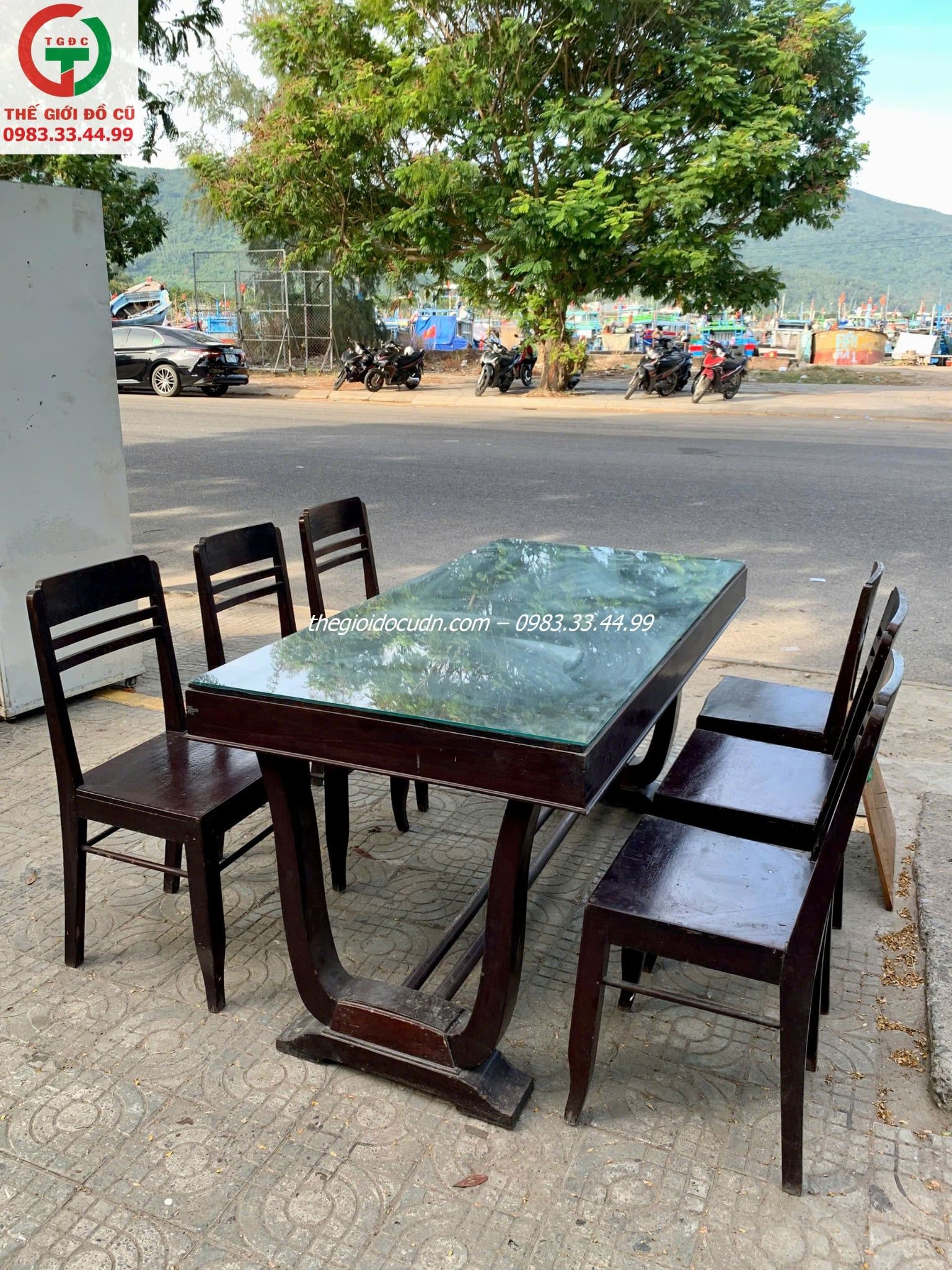 Bàn ăn 6 ghế thanh lý