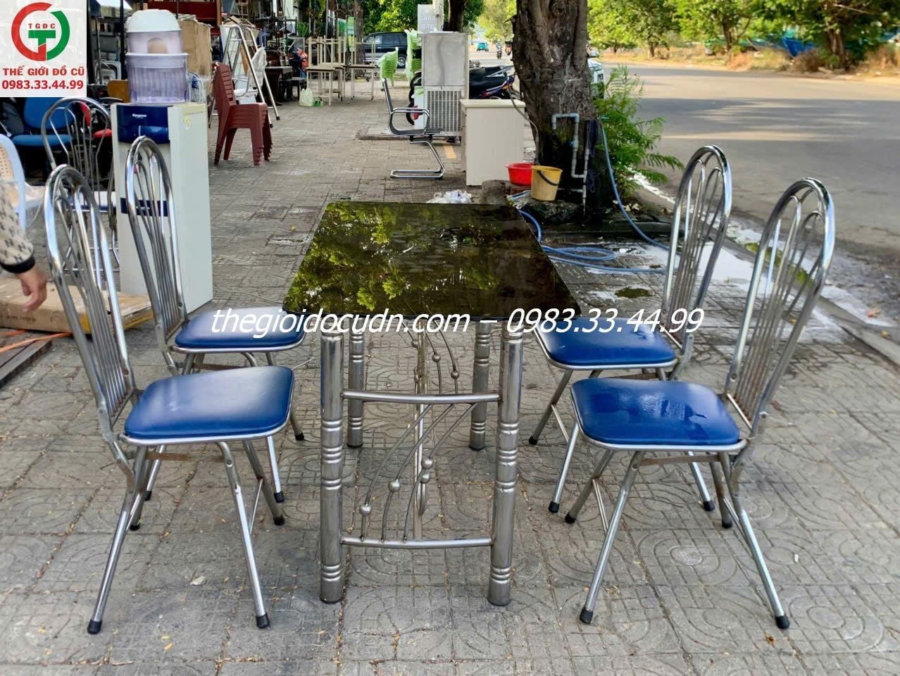 Bàn ăn 4 ghế thanh lý