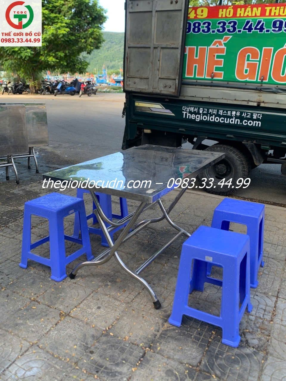 Bàn ghế ăn thanh lý
