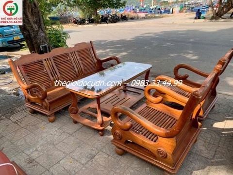 Salon gỗ thanh lý