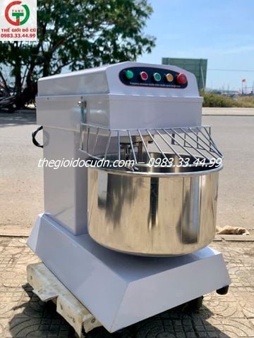 Máy đánh bột thanh lý