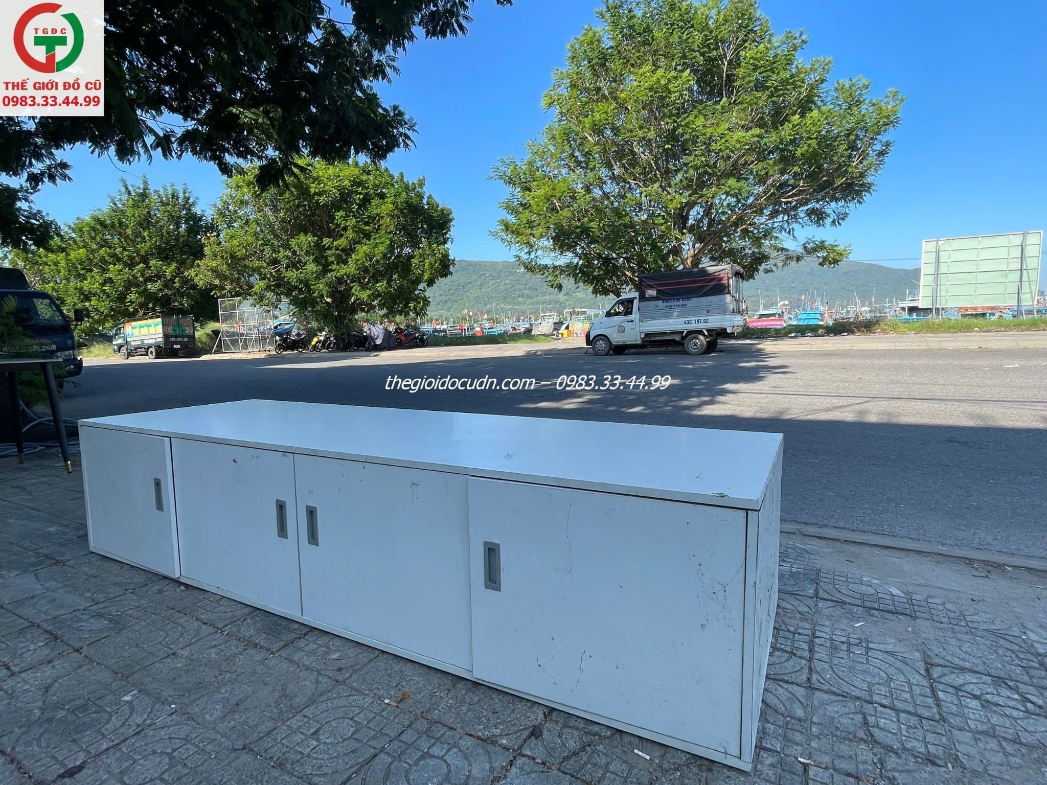 Kệ tủ gỗ mdf thanh lý