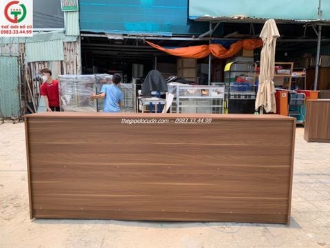 Kệ tủ gỗ trưng bày thanh lý