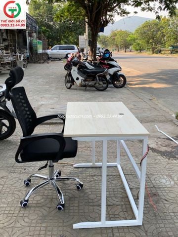Bàn ghế làm việc, học tập thanh lý