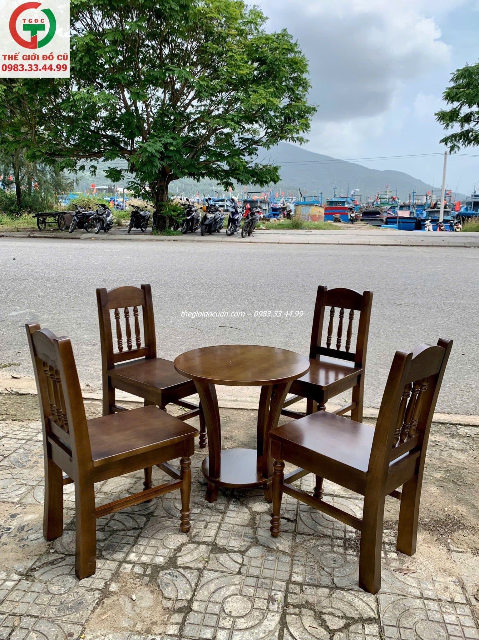 Bàn ghế cafe thanh lý