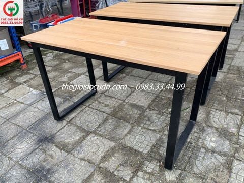 Bàn làm việc, học tập thanh lý