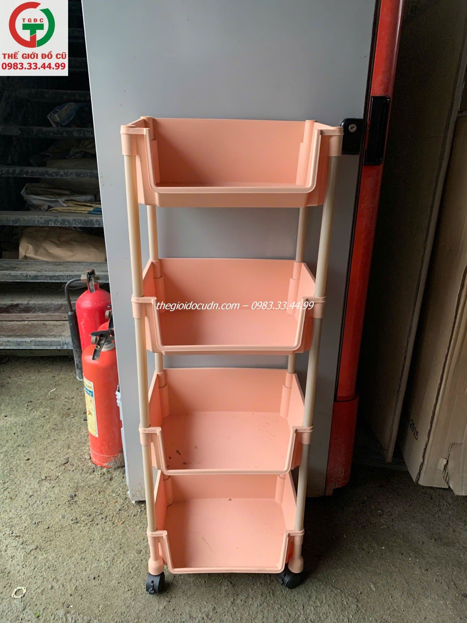 Kệ nhựa thanh lý
