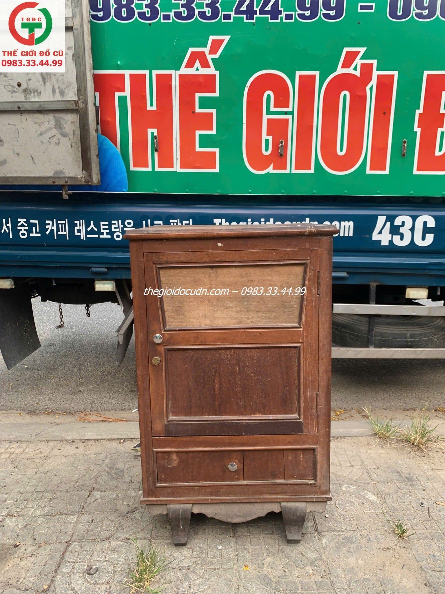Tủ gỗ trưng bày xưa thanh lý