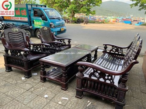 Salon gỗ thanh lý